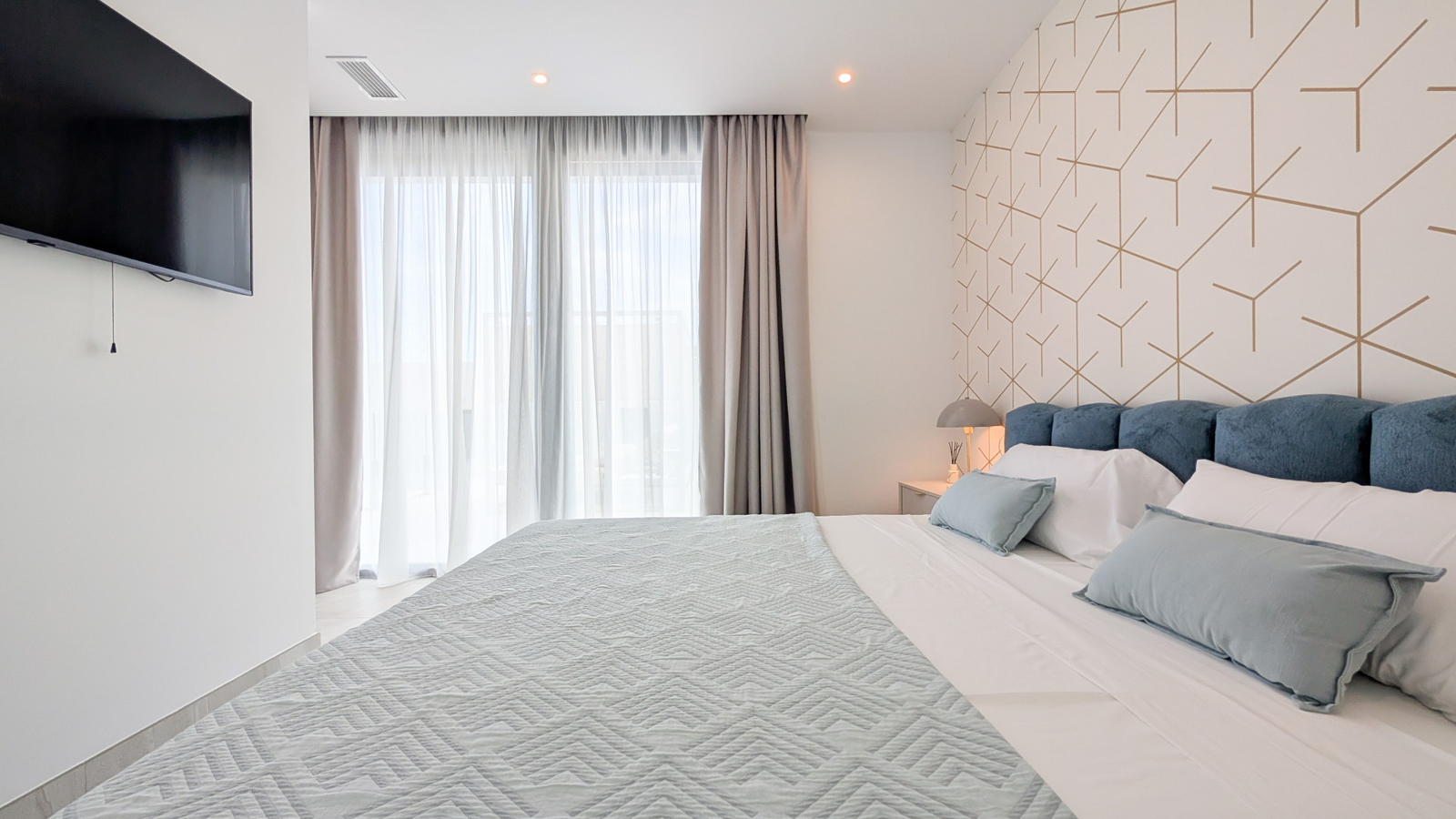photo of Villa or house on C. París, 11, 03509 Finestrat, Alicante, Spain