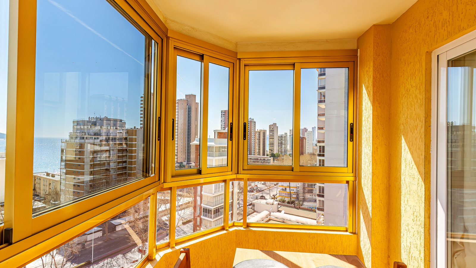 photo of Apartments on Playa de Levante, C. Gerona, 30, 03503 Benidorm, Alicante, Spain