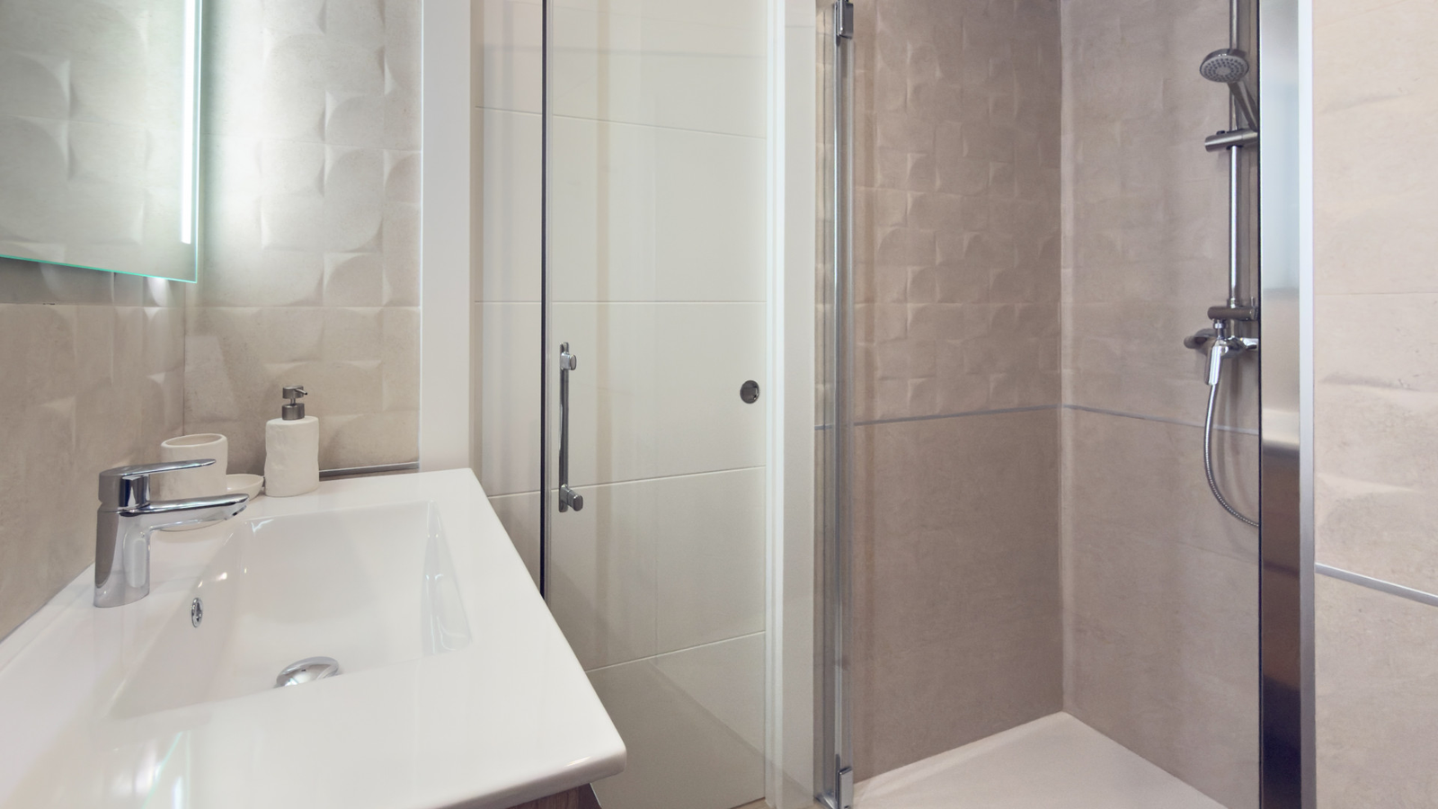 photo of Apartments on Carrer d'Equador, 5, 03509 Benidorm, Alicante, Spain