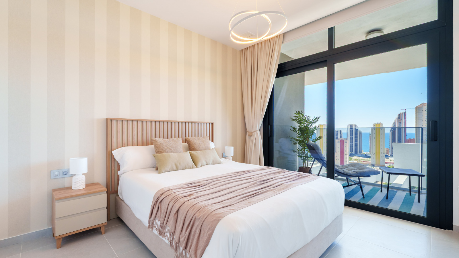 photo of Apartments on Calle Pdte. Adolfo Suárez, 14, 03502 Benidorm, Alicante, Spain