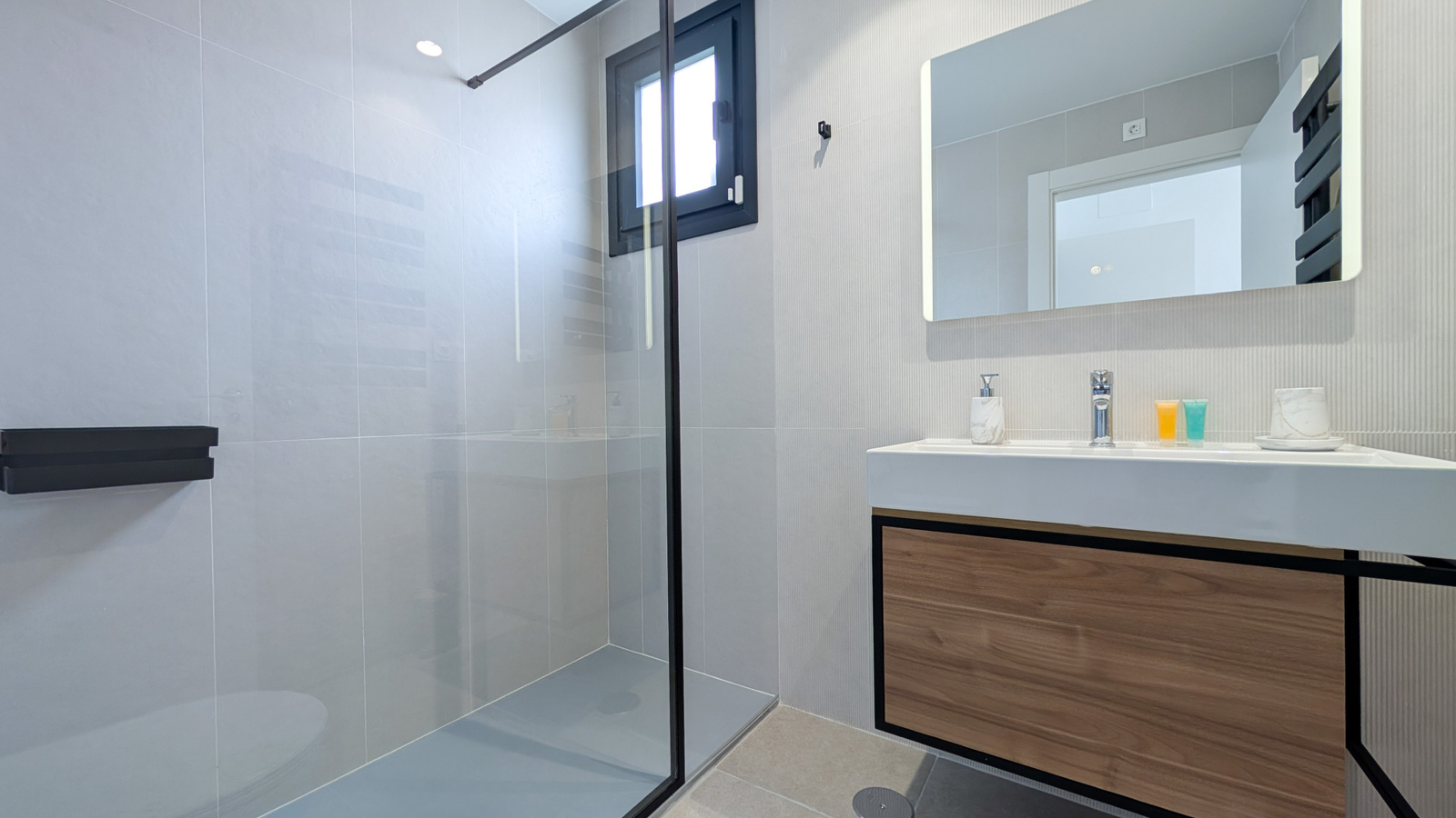 photo of Villa or house on Av. Balcon de Ponoig, 43, 03520 Polop, Alicante, Spain