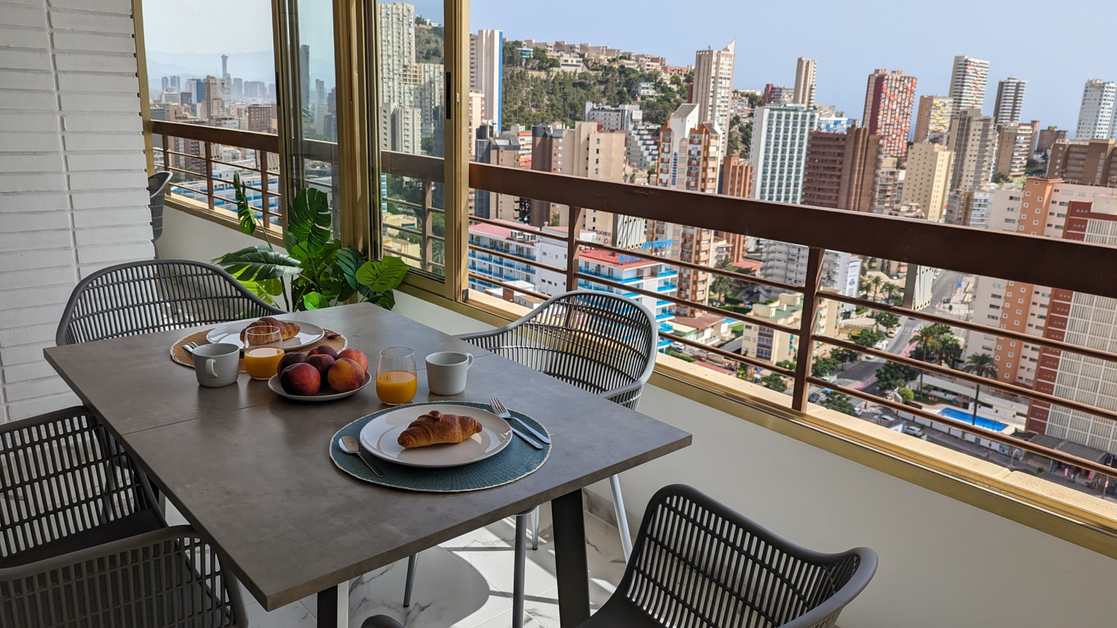photo of Apartments on Av. Juan Fuster Zaragoza, 1, 03503 Benidorm, Alicante, Spain