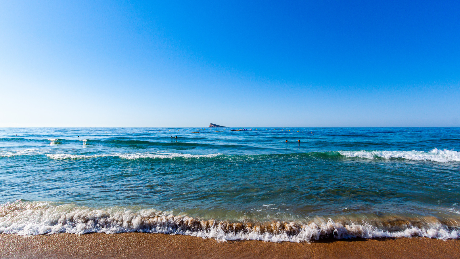 photo of Apartments on Playa de Levante, C. Alcalde Manuel Catalán Chana, 12, 03503 Benidorm, Alicante, Spain