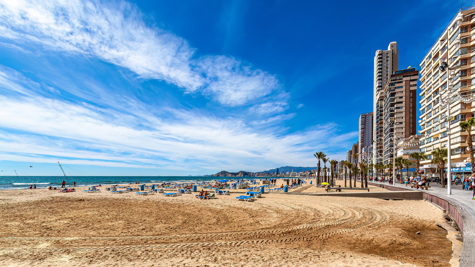 photo of Apartments on Playa de Levante, C. Gerona, 30, 03503 Benidorm, Alicante, Spain