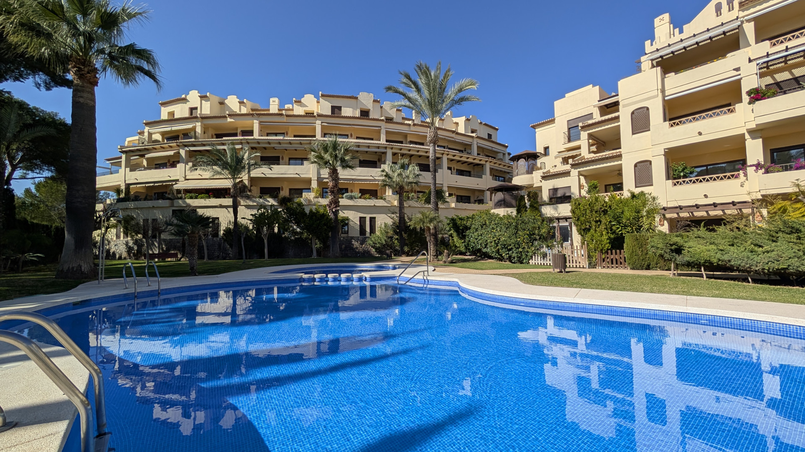 photo of Villa or house on Partida la Olla, 12, 03590 Altea, Alicante, Spain