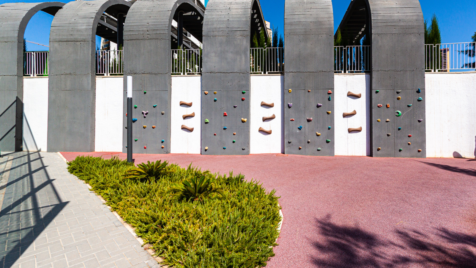 photo of Apartments on Av. de Uruguay, 1, 03502 Benidorm, Alicante, Spain