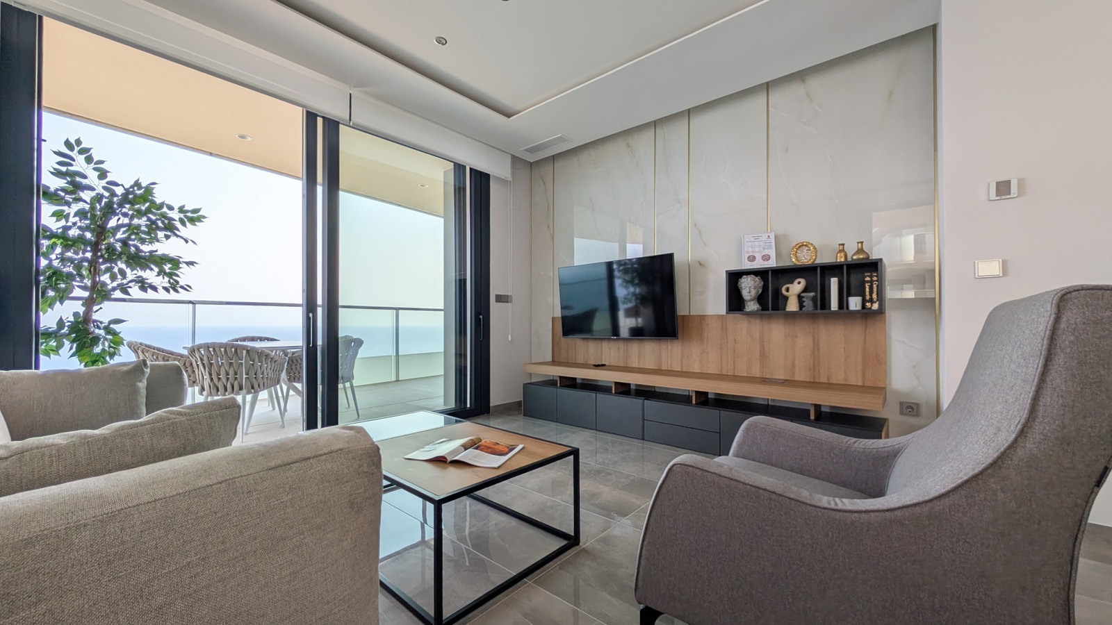 photo of Apartments on C. Brasil, 1, 03502 Benidorm, Alicante, Spain