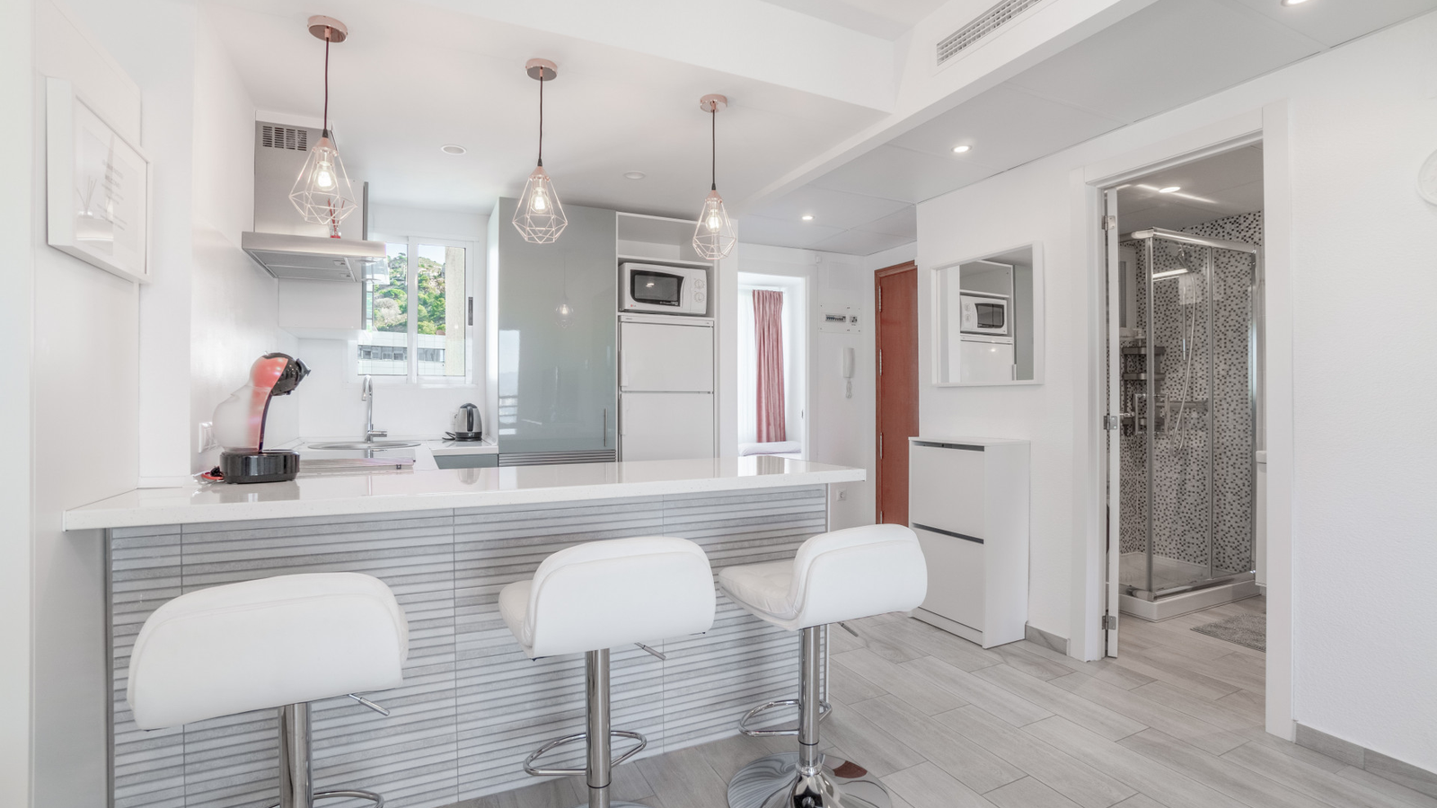 photo of Apartments on C. de Bonn, 4, 03503 Benidorm, Alicante, Spain