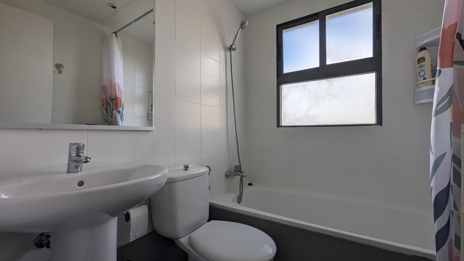 photo of Apartments on Carrer de Dénia, 15, 03502 Benidorm, Alicante, Spain