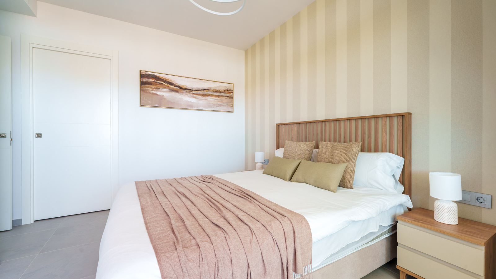 photo of Apartments on Calle Pdte. Adolfo Suárez, 14, 03502 Benidorm, Alicante, Spain
