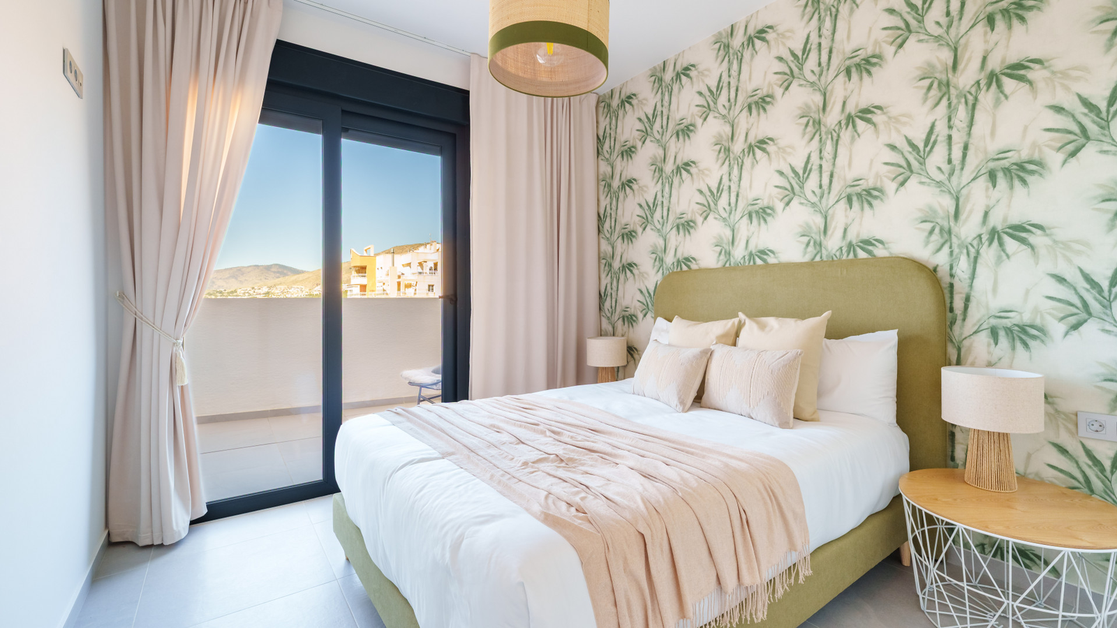 photo of Apartments on Calle Pdte. Adolfo Suárez, 14, 03502 Benidorm, Alicante, Spain