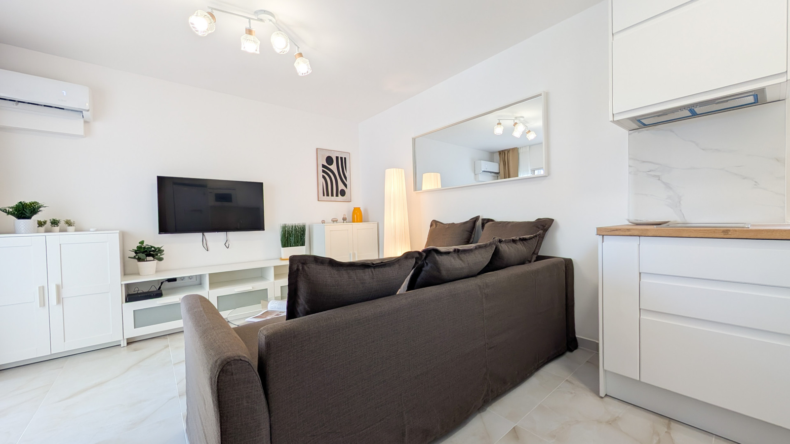 photo of Apartments on Av. de Bilbao, 3, 03503 Benidorm, Alicante, Spain