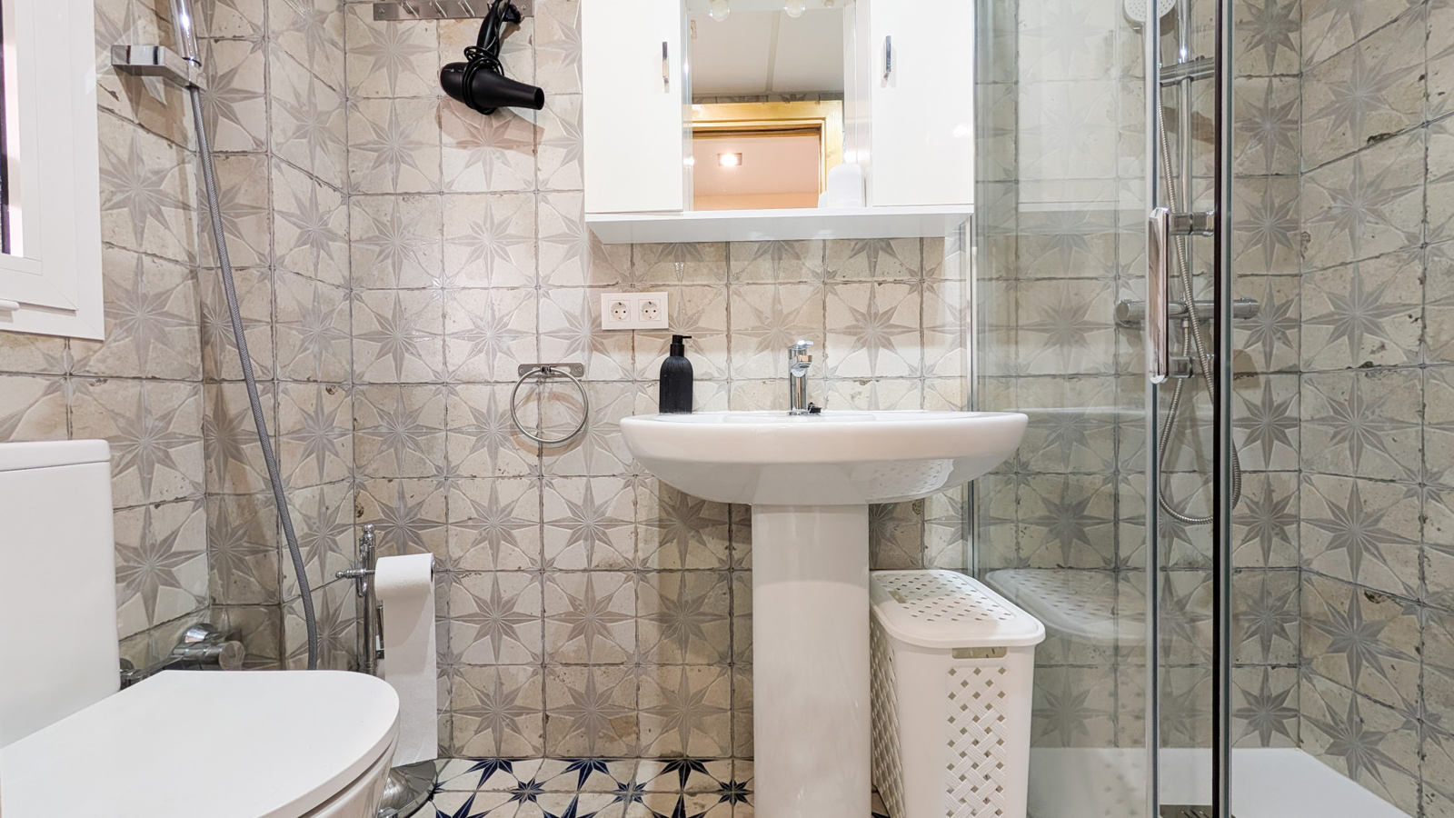 photo of Villa or house on Carrer Gregal, 2bis, 03570 Benidorm, Alicante, Spain