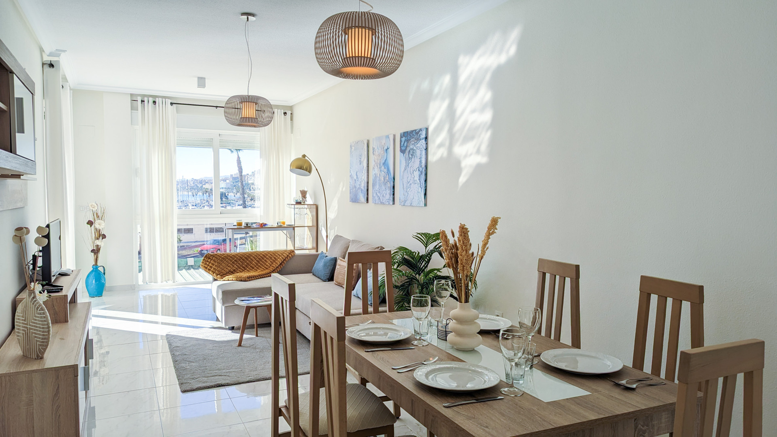 photo of Villa or house on Ctra. del Port, 2, 03570 Villajoyosa, Alicante, Spain