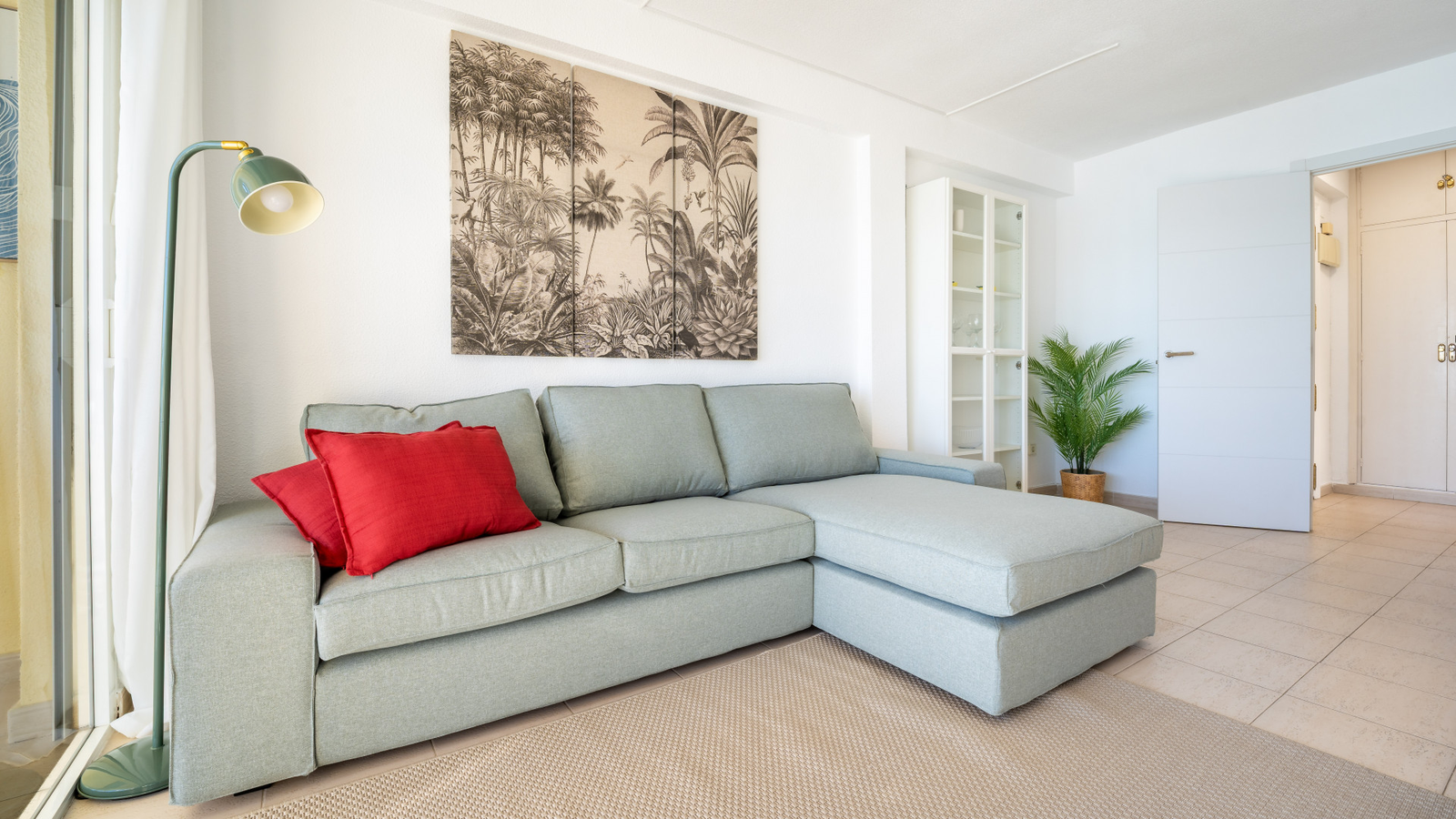 photo of Apartments on Av. de la Armada Española, 17, 03502 Benidorm, Alicante, Spain