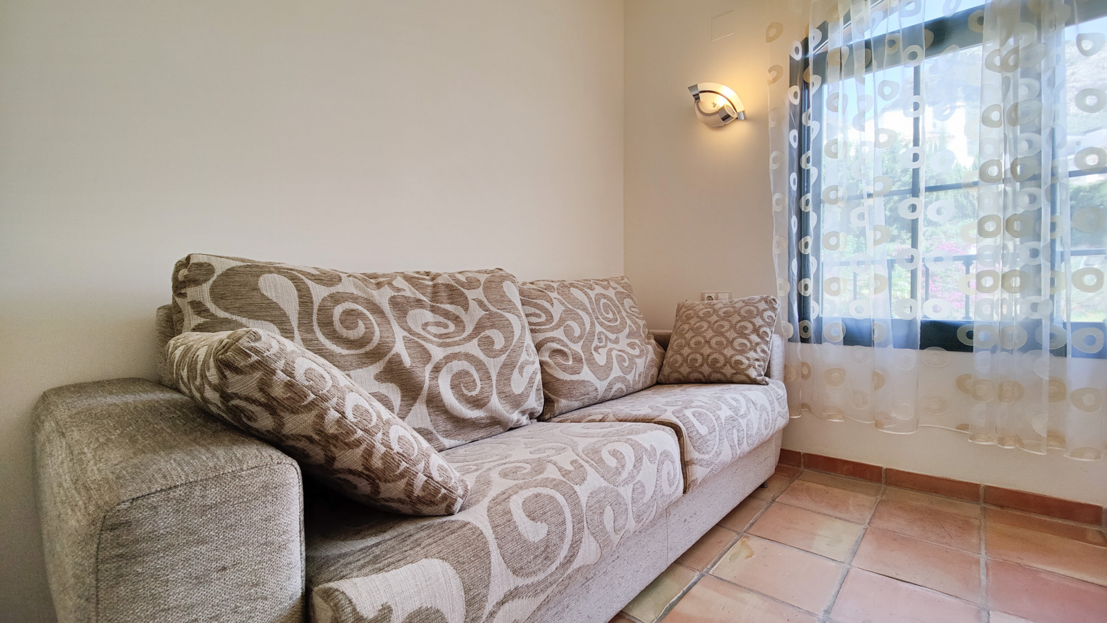 photo of Villa or house on Carrer Berna, 27, 03509 Golf Badia, Alicante, Spain