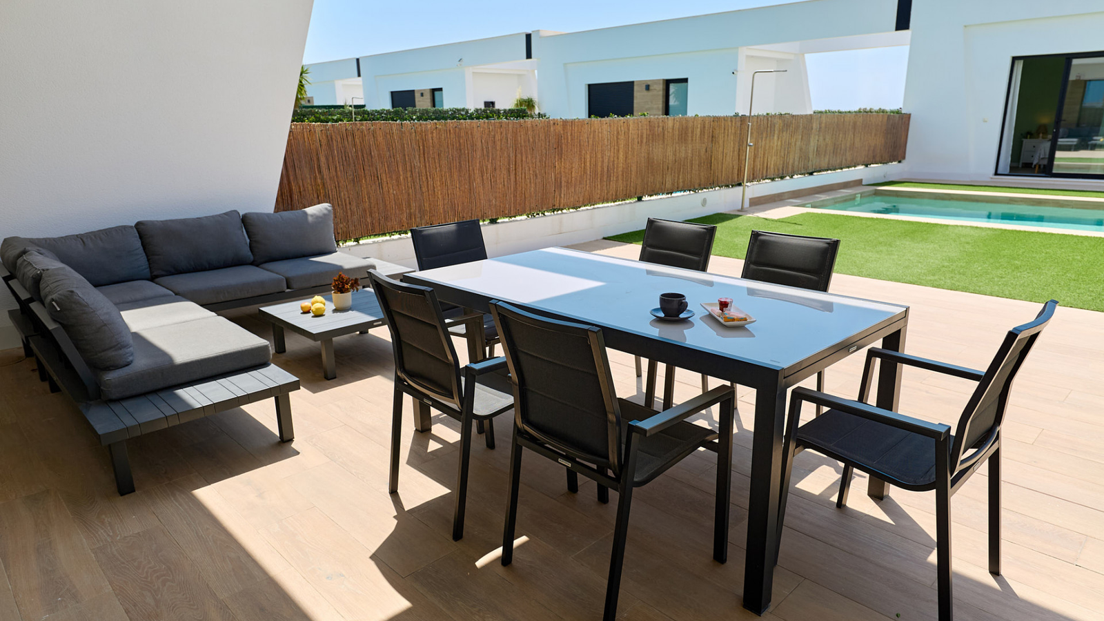 photo of Villa or house on Carrer d'Equador, 18, 03509 Finestrat, Alicante, Spain