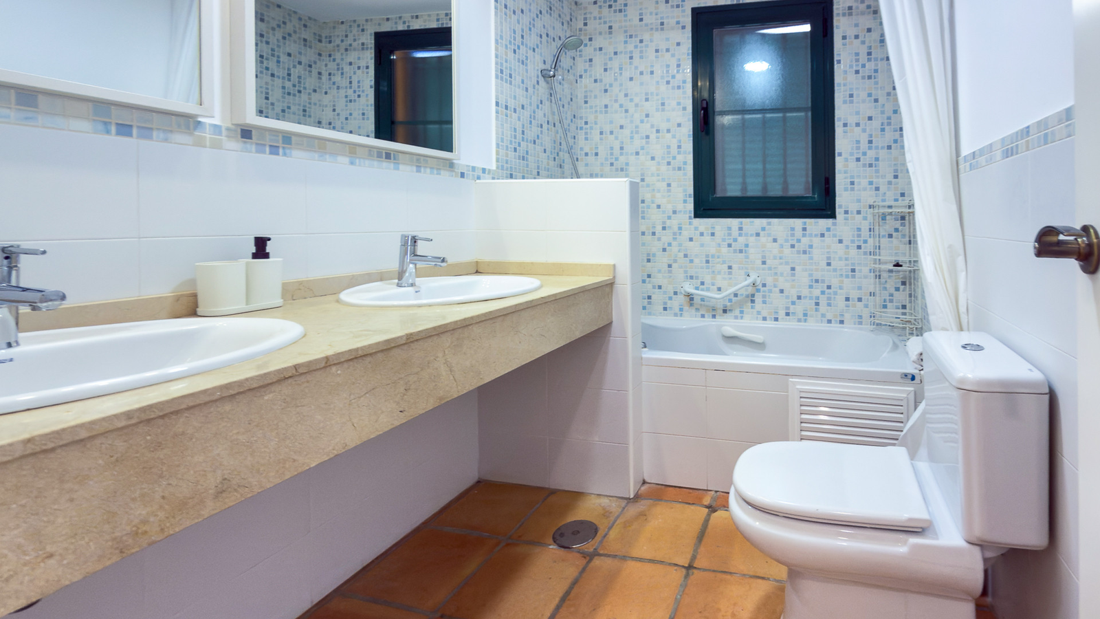 photo of Villa or house on Carrer Berlin, 7, 03509 Finestrat, Alicante, Spain