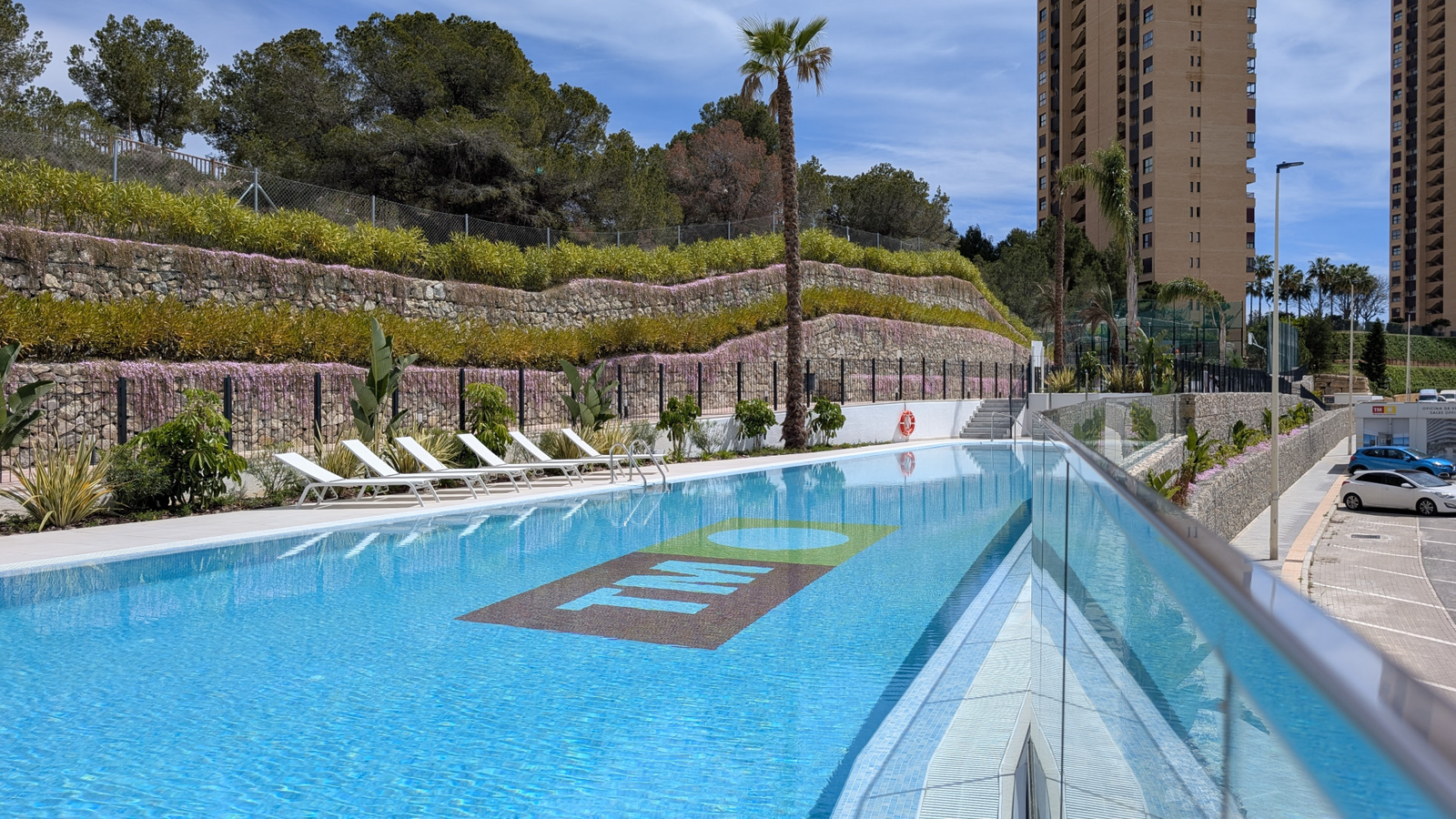 photo of Apartments on Calle Pdte. Adolfo Suárez, 14, 03502 Benidorm, Alicante, Spain