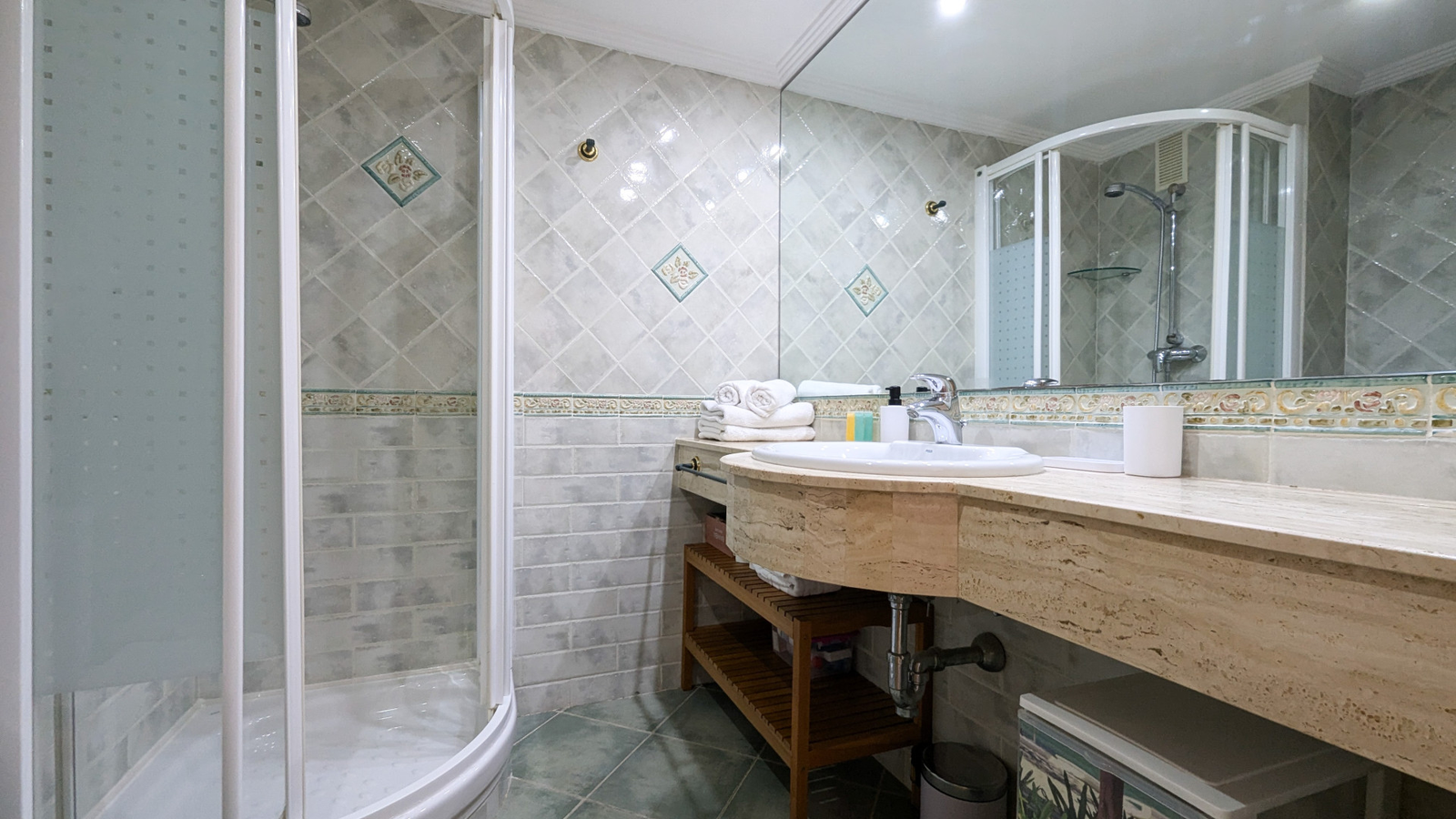 photo of Apartments on C/ L'Alfas del Pi, 8, 03502 Benidorm, Alicante, Spain
