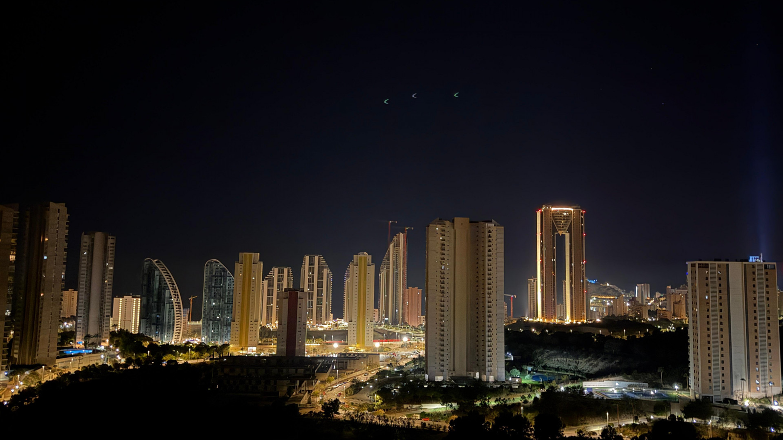 photo of Apartments on Calle Pdte. Adolfo Suárez, 14, 03502 Benidorm, Alicante, Spain