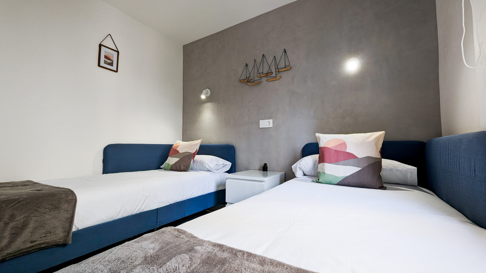 photo of Apartments on C. de Manila, 2, 03503 Benidorm, Alicante, Spain