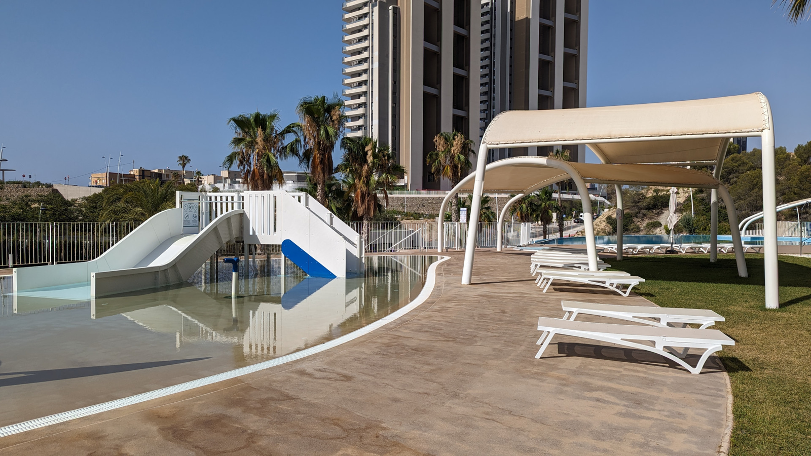photo of Apartments on Av. República Argentina, 3, 03502 Benidorm, Alicante, Spain