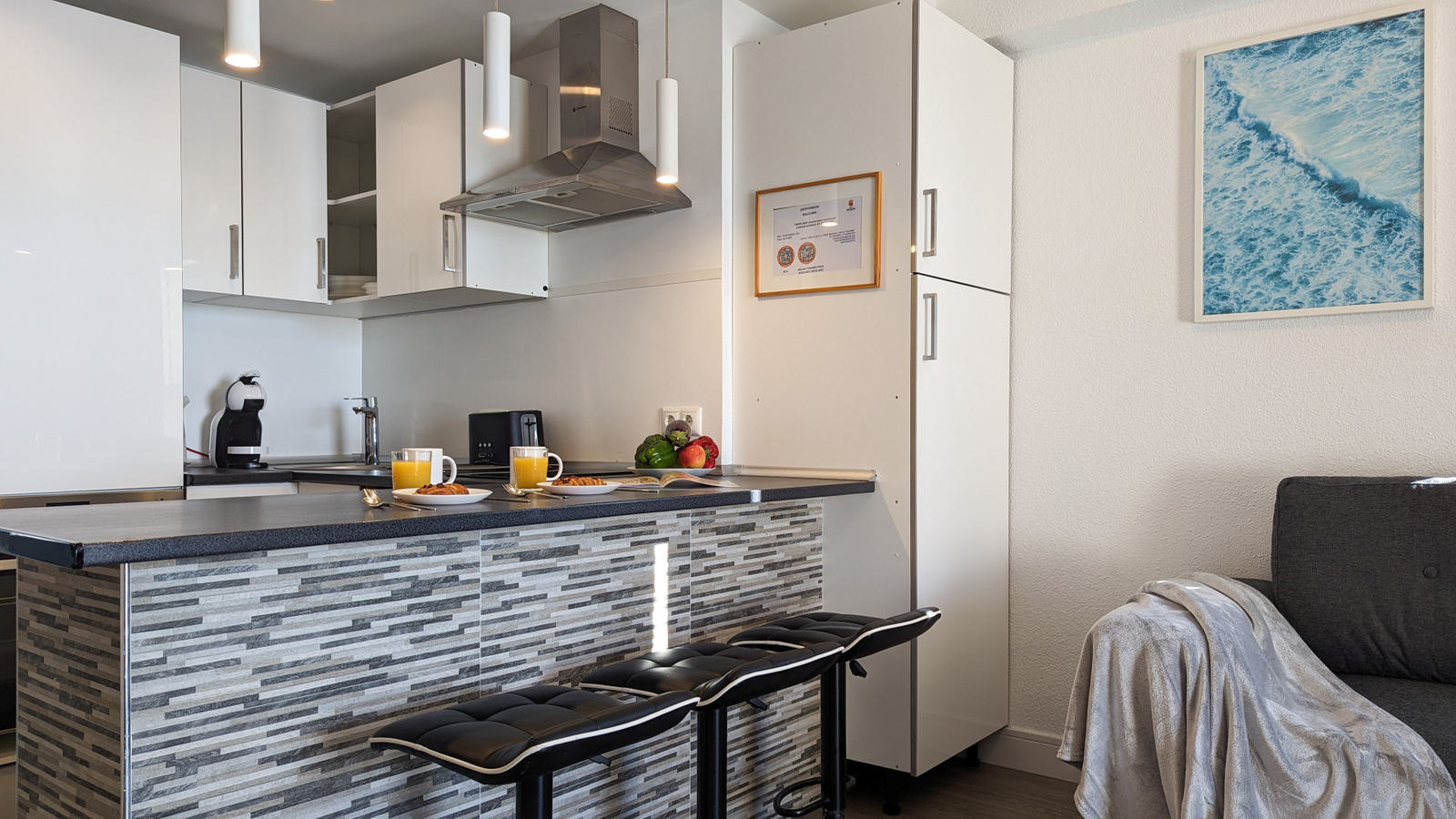photo of Apartments on C. de Bonn, 4, 03503 Benidorm, Alicante, Spain