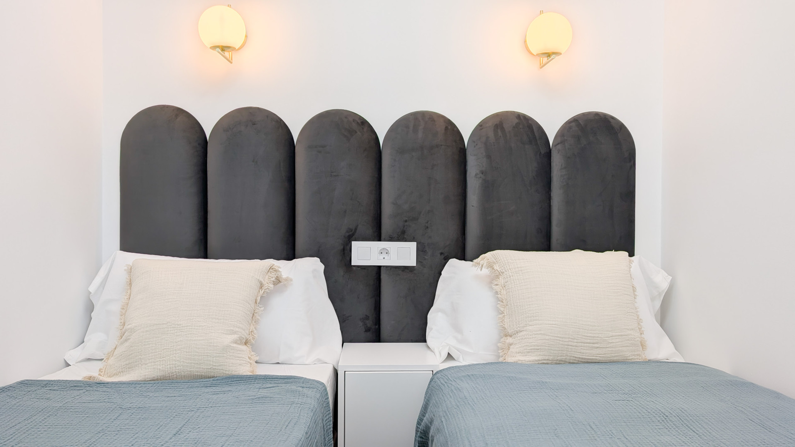 photo of Apartments on Av. de Bilbao, 3, 03503 Benidorm, Alicante, Spain