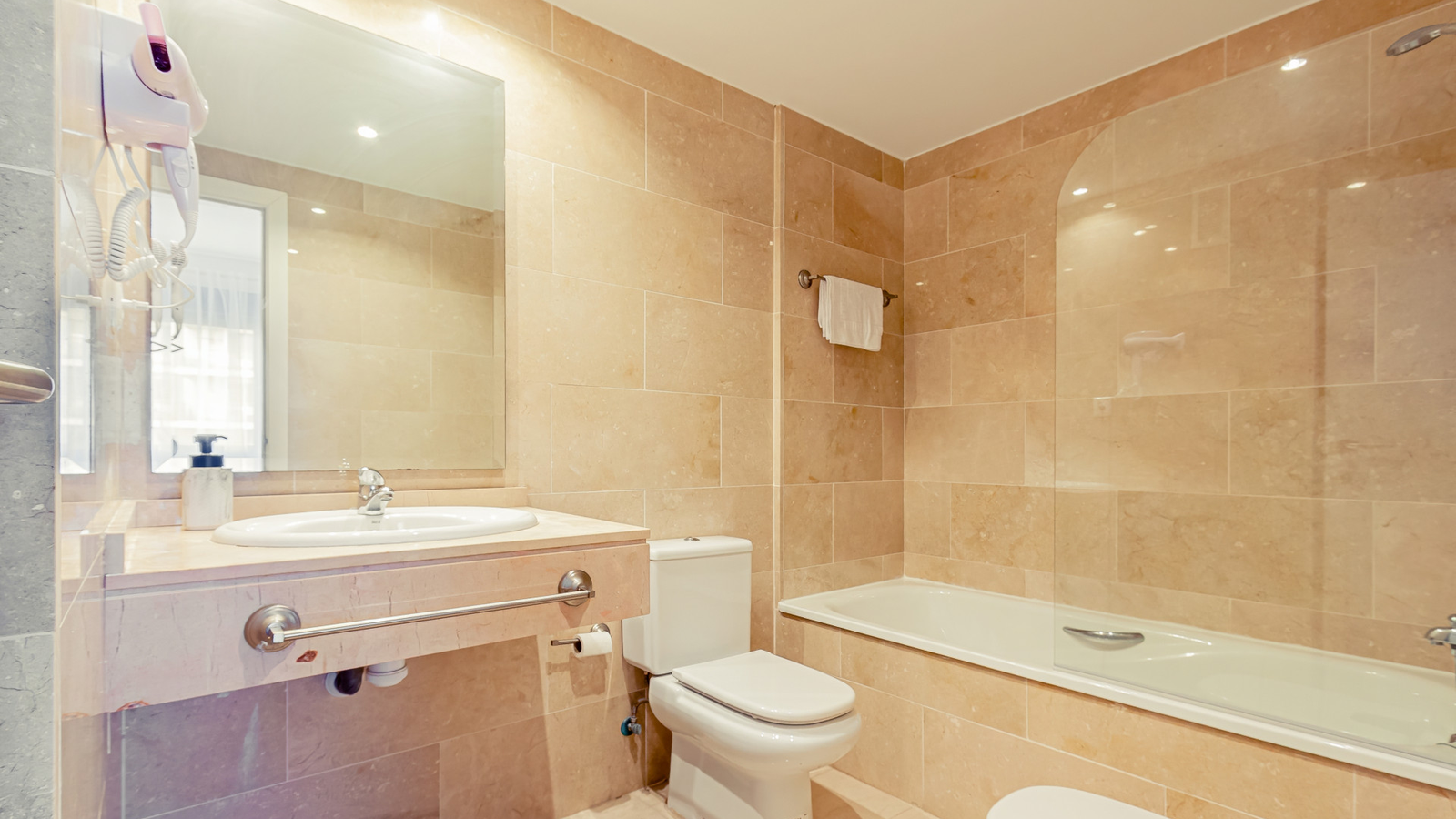photo of Villa or house on Carrer Marinada, 16, 03570 Benidorm, Alicante, Spain