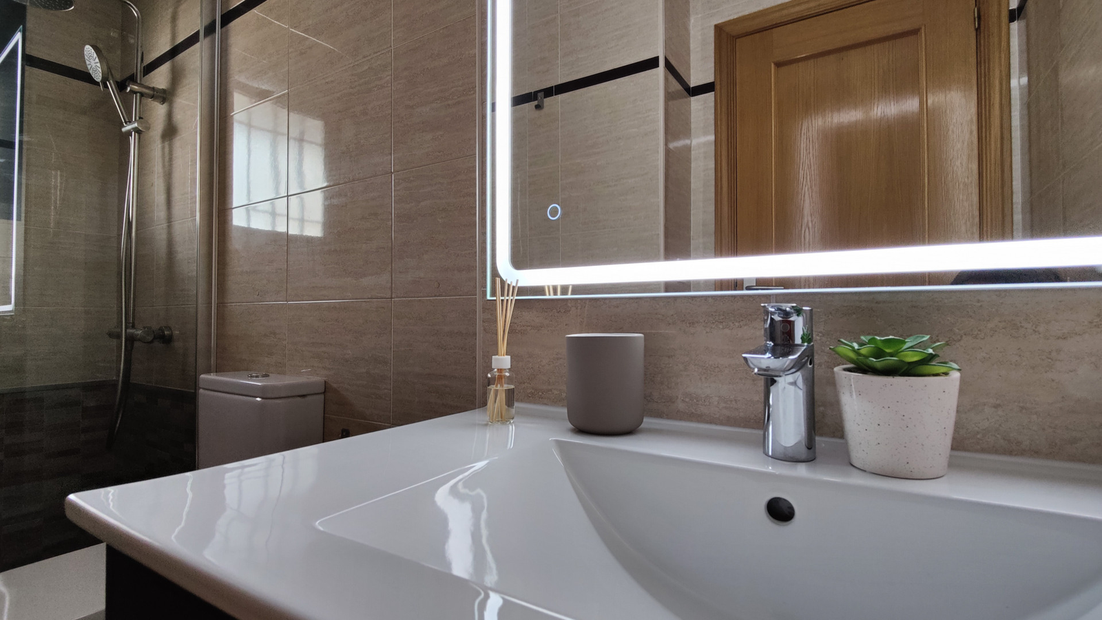 photo of Apartments on Carrer de la Torre les Maçanes, 1, 03502 Benidorm, Alicante, Spain