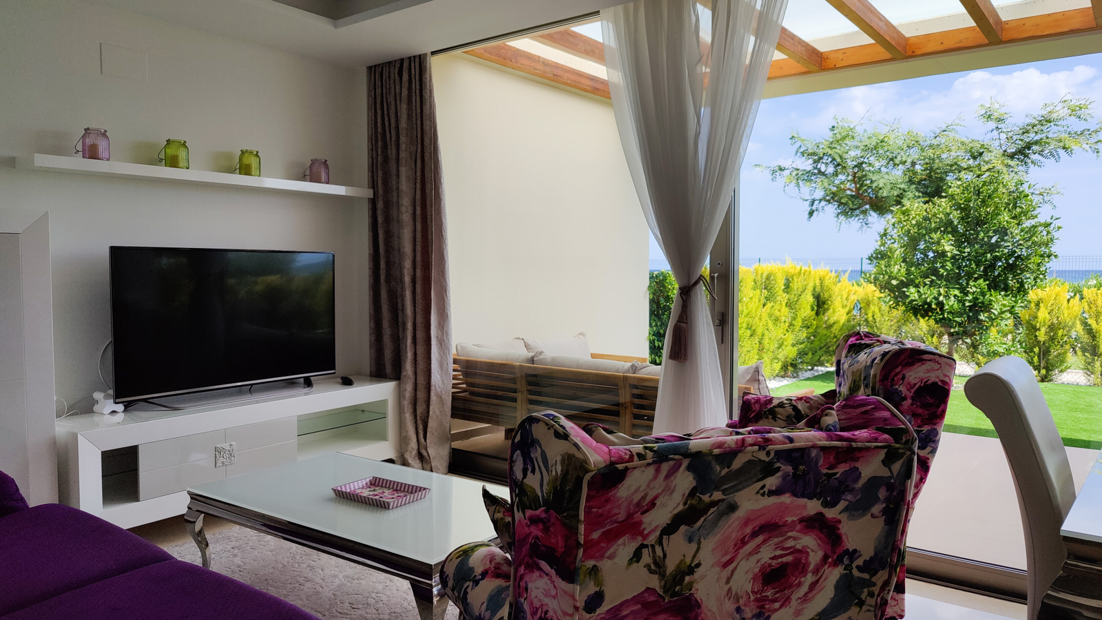photo of Villa or house on Partida Paraíso, 43, 03570 Villajoyosa, Alicante, Spain
