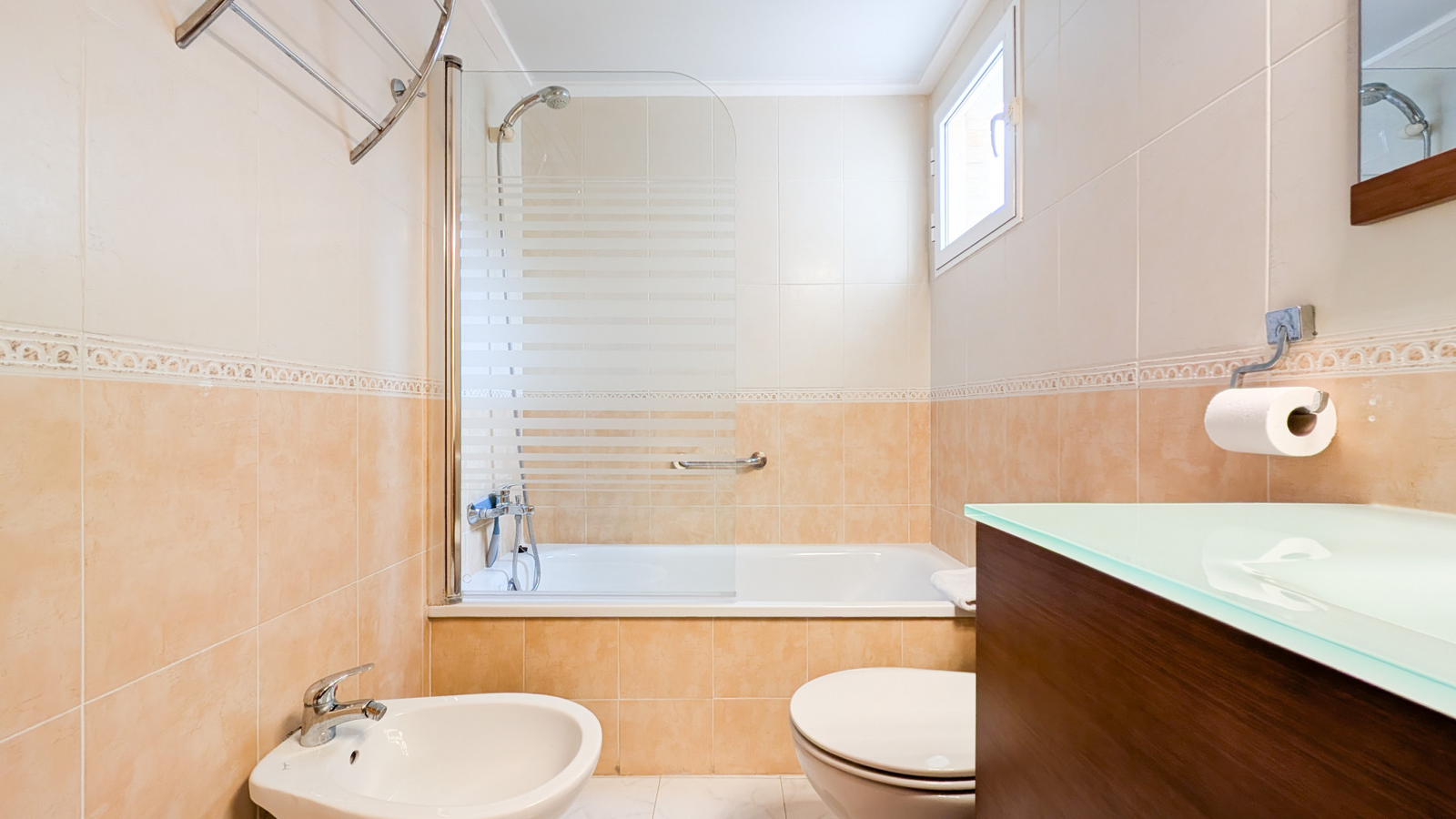 photo of Apartments on C. Sierra Dorada, 3b, 03503 Benidorm, Alicante, Spain