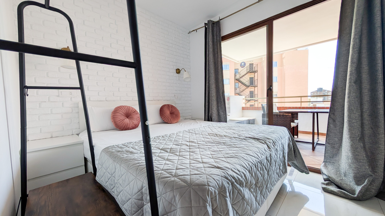 photo of Apartments on Av. de Roma, 10, 03503 Benidorm, Alicante, Spain