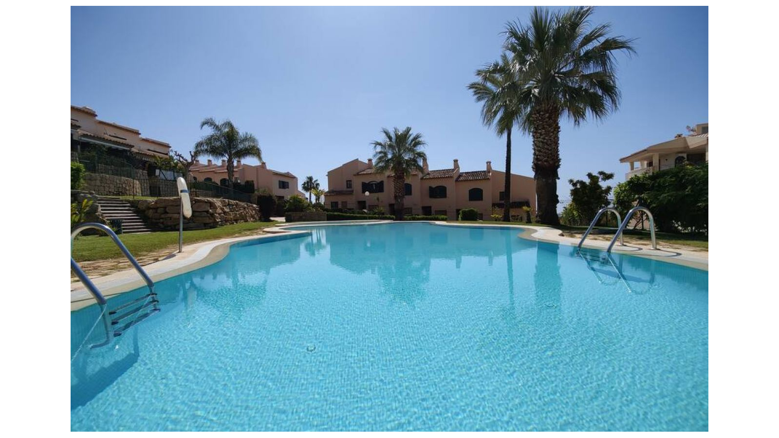 photo of Villa or house on Carrer Berna, 27, 03509 Golf Badia, Alicante, Spain