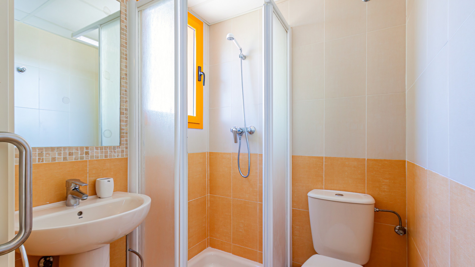 photo of Apartments on Av. Juan Carlos I, 59, 03727 Jalón, Alicante, Spain