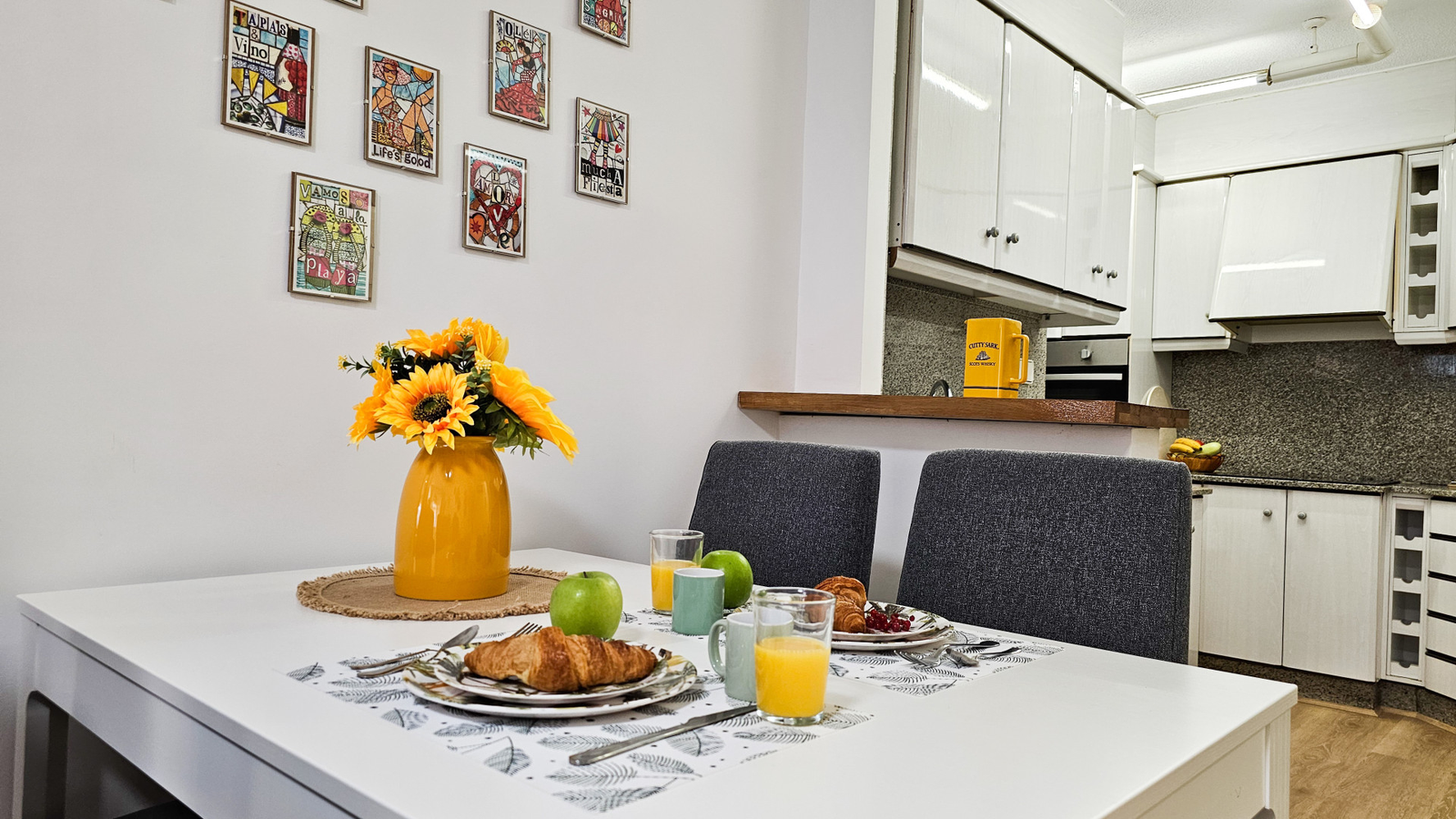 photo of Apartments on C/ Maravall, 11, 03501 Benidorm, Alicante, Spain