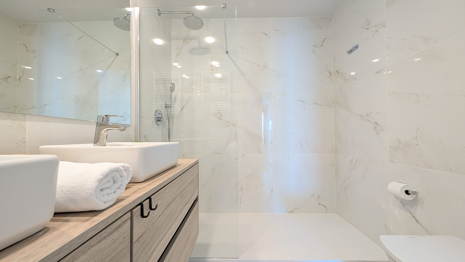 photo of Apartments on Avinguda de Benissa, 2, 03502 Benidorm, Alicante, Spain