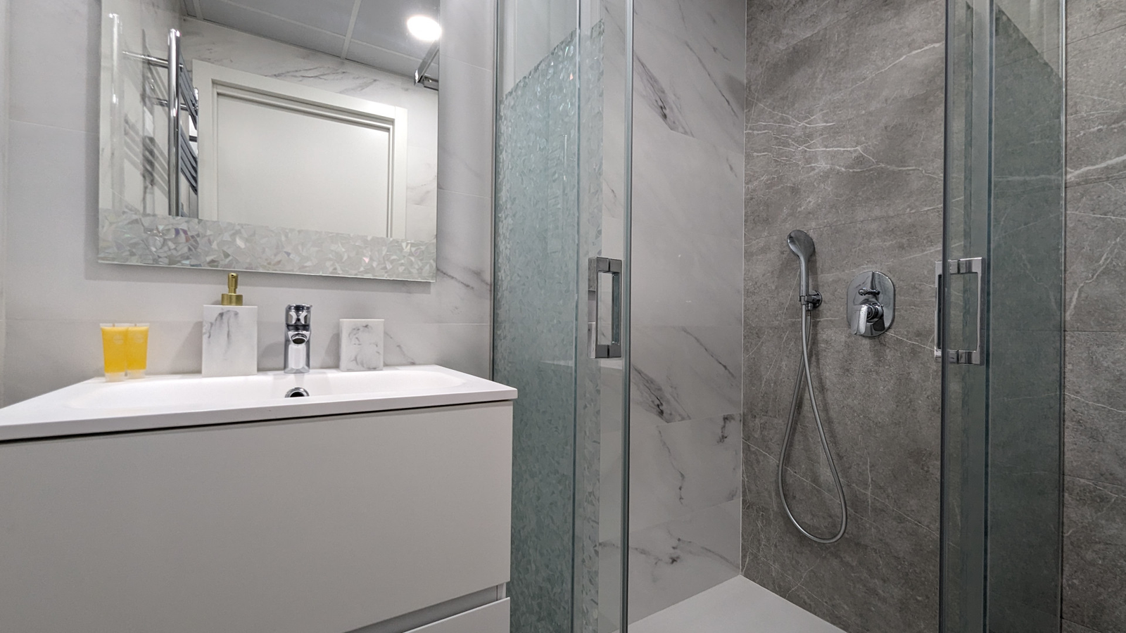 photo of Apartments on Av. República Argentina, 17, 03502 Benidorm, Alicante, Spain