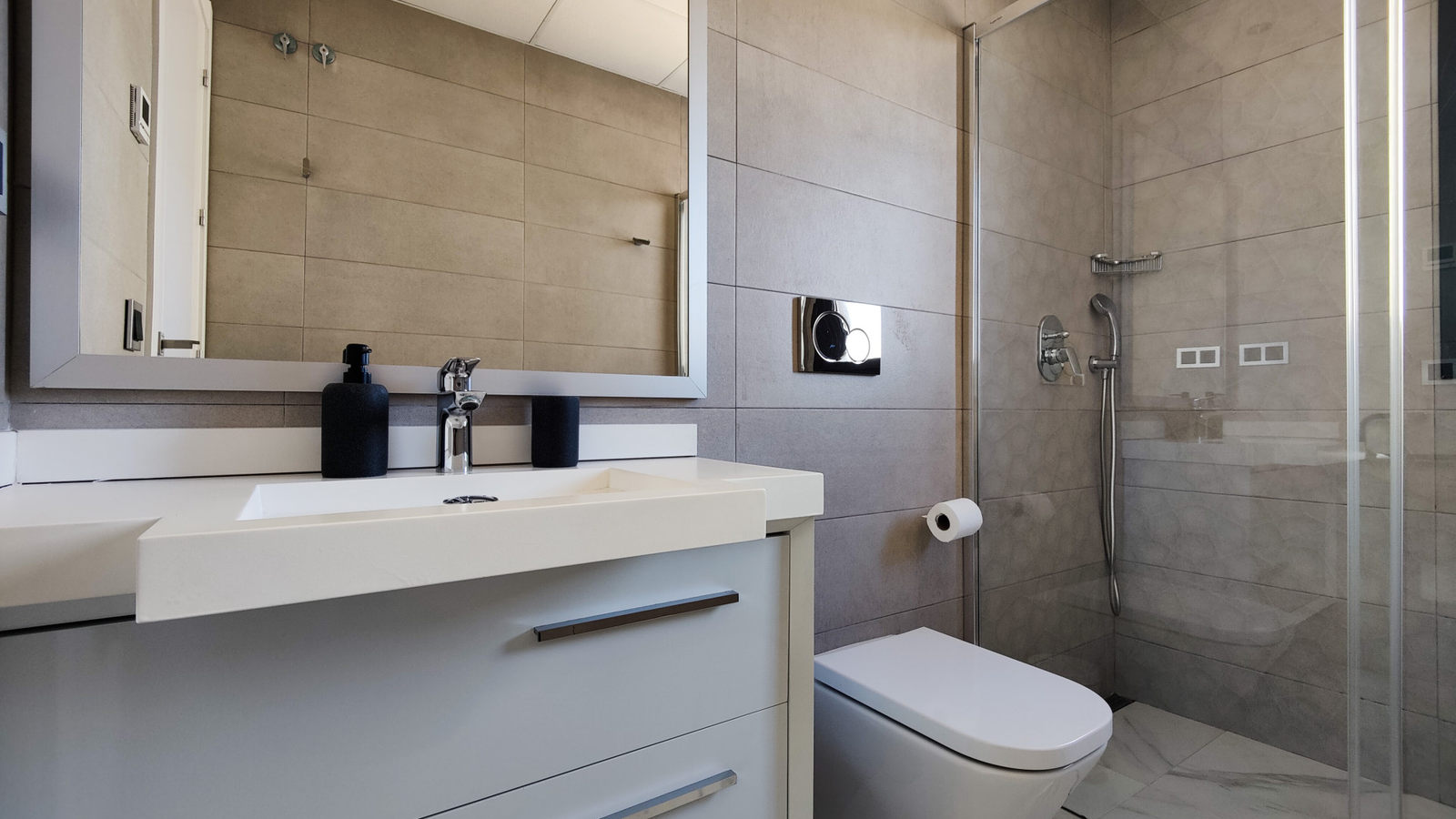 photo of Villa or house on Avenida la Villajoyosa, 12A, 03502 Benidorm, Alicante, Spain