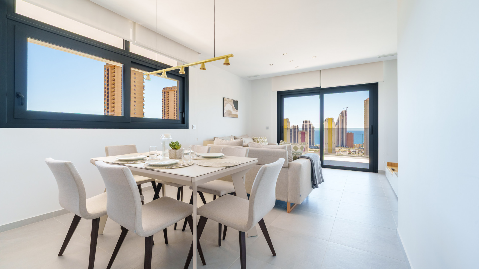 photo of Apartments on Calle Pdte. Adolfo Suárez, 14, 03502 Benidorm, Alicante, Spain