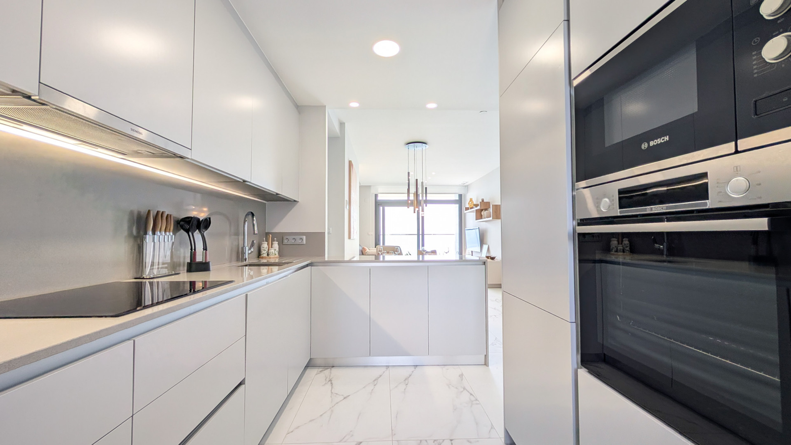 photo of Apartments on C. Brasil, 1, 03502 Benidorm, Alicante, Spain
