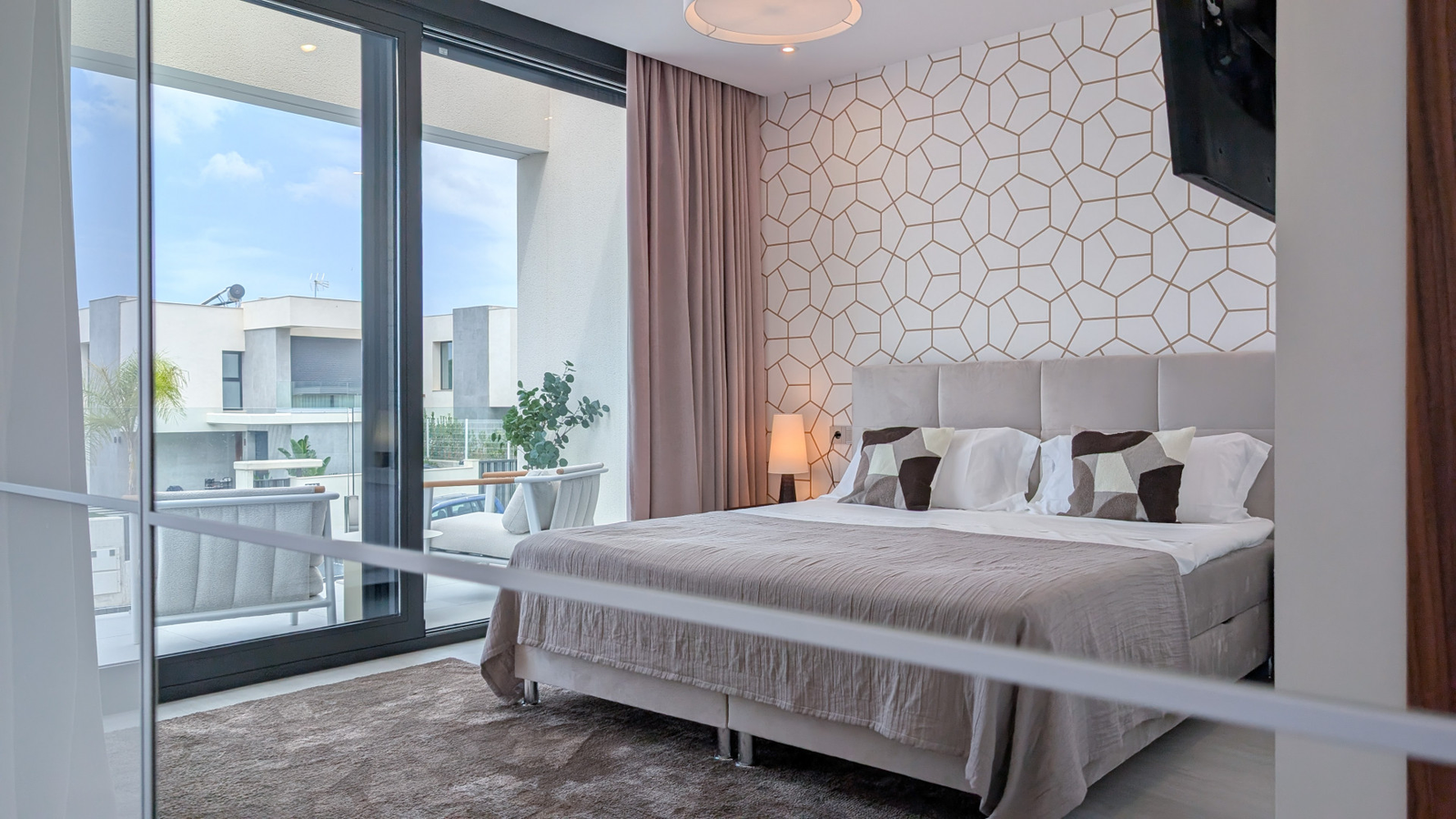 photo of Villa or house on C. París, 11, 03509 Finestrat, Alicante, Spain