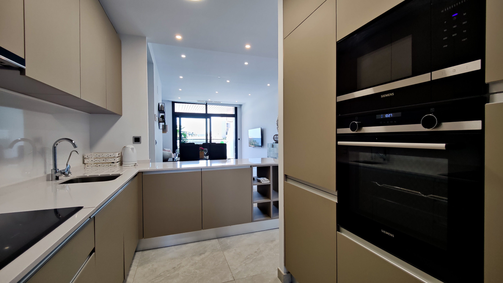 photo of Apartments on Avinguda de la Republica, 5, 03502 Benidorm, Alicante, Spain
