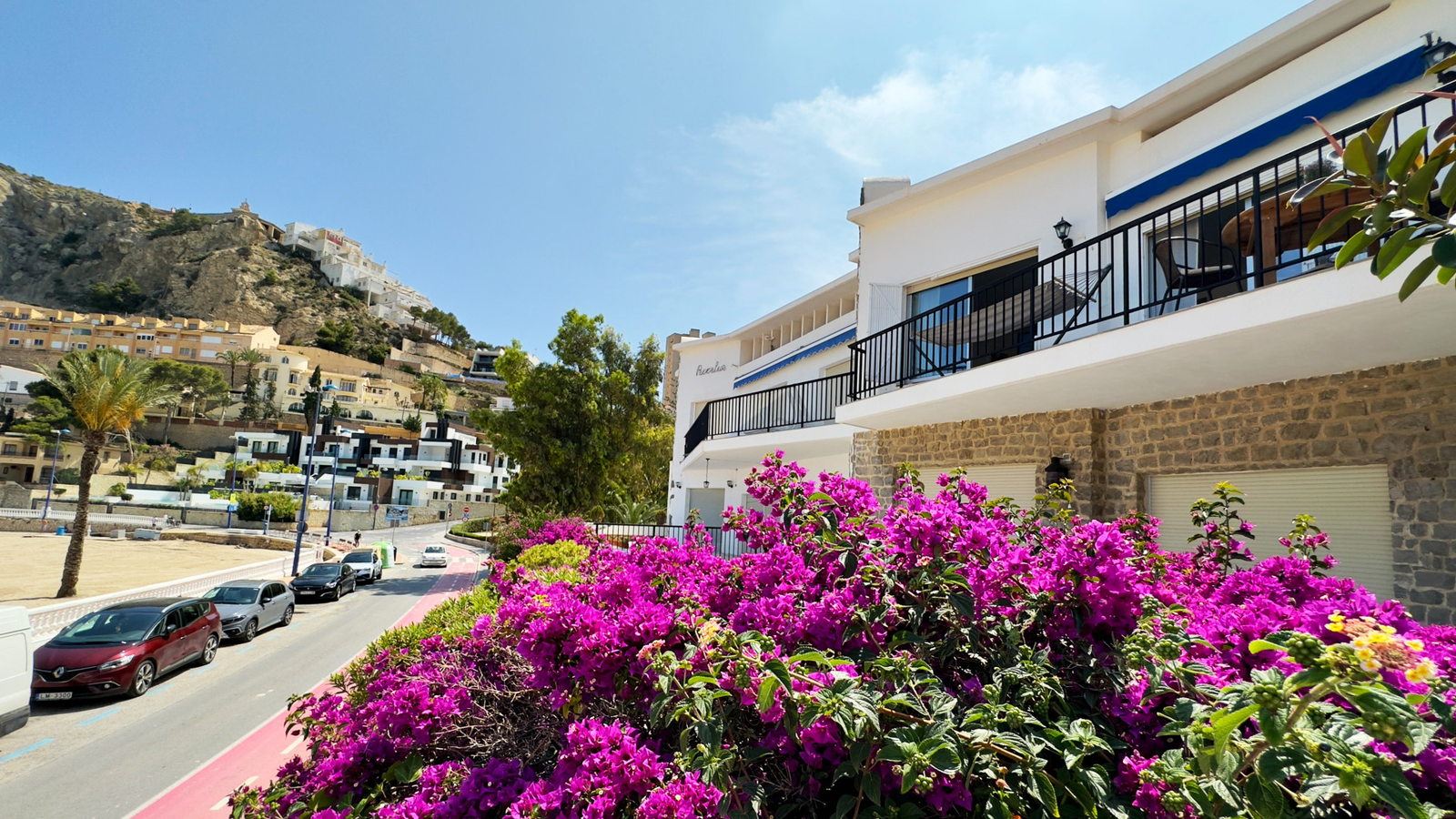 photo of Villa or house on Av. Vicente Llorca Alós, 34, 03502 Benidorm, Alicante, Spain