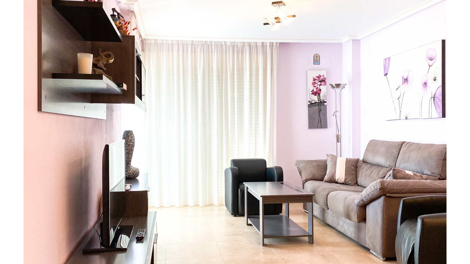 photo of Villa or house on Carrer Xaloc, 5, 03570 Benidorm, Alicante, Spain