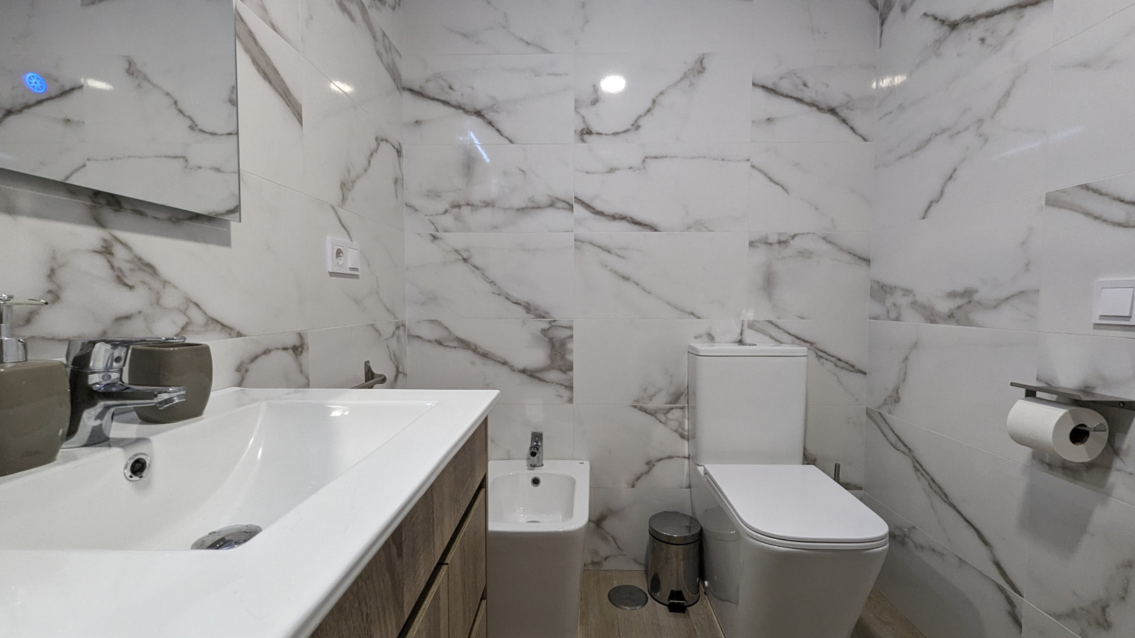 photo of Apartments on C. de Bonn, 4, 03503 Benidorm, Alicante, Spain