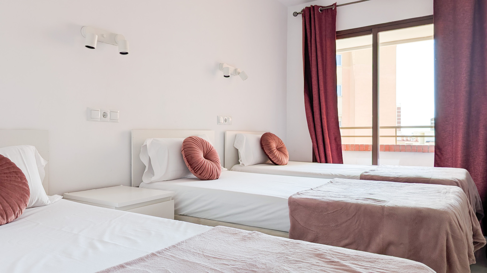 photo of Apartments on Av. de Roma, 10, 03503 Benidorm, Alicante, Spain
