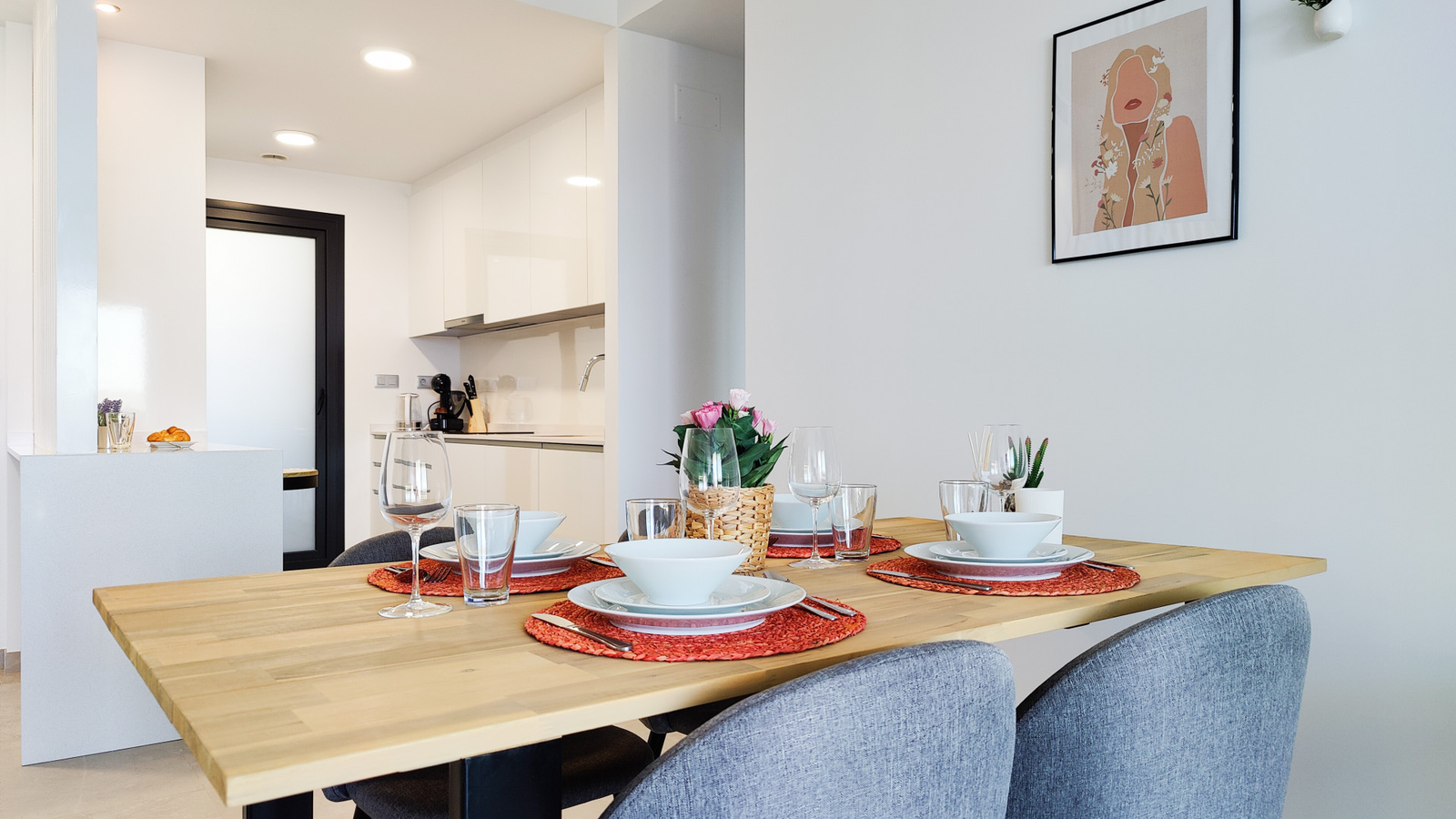 photo of Apartments on Av. de la Armada Española, 19, 03502 Benidorm, Alicante, Spain