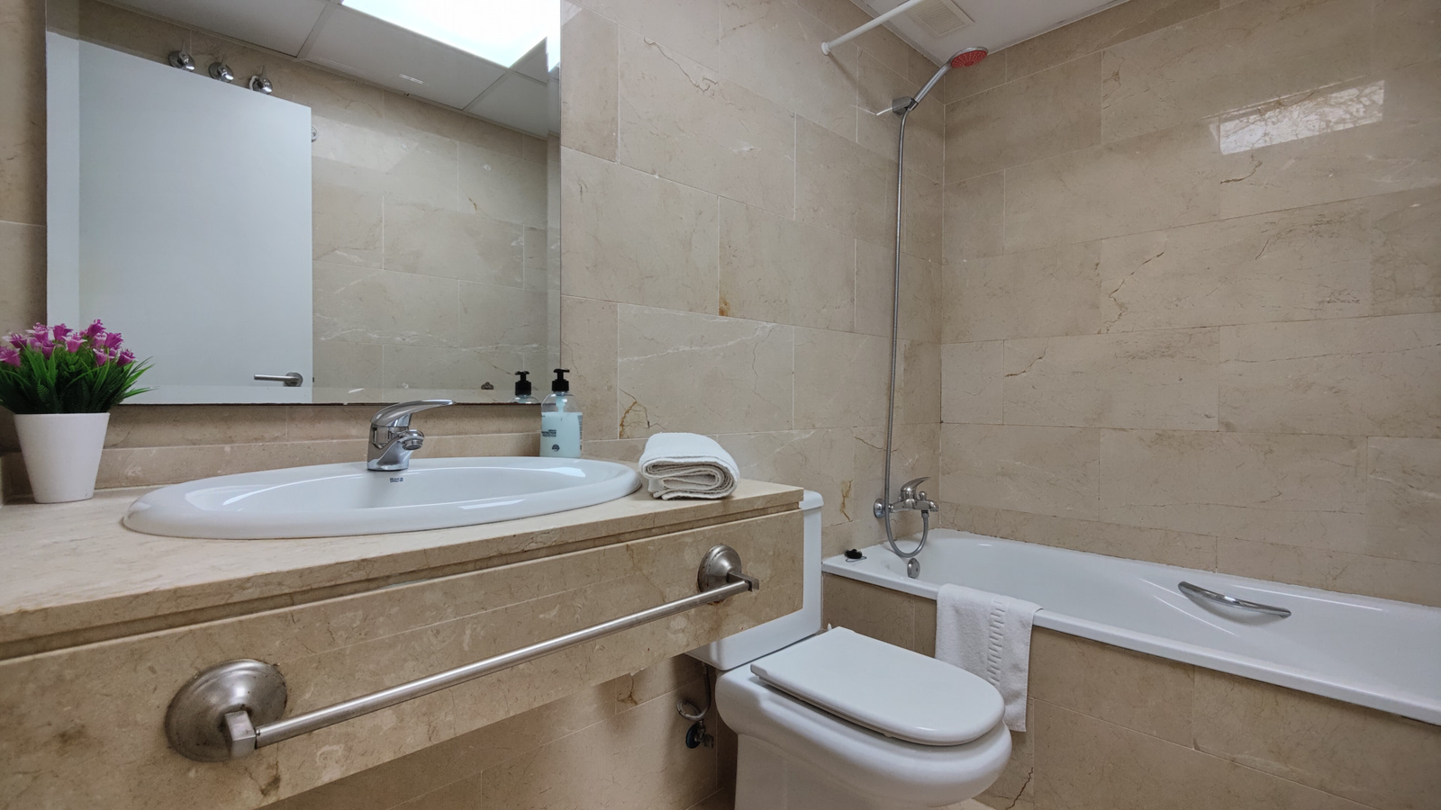 photo of Villa or house on Carrer Marinada, 3A, 03570 Benidorm, Alicante, Spain